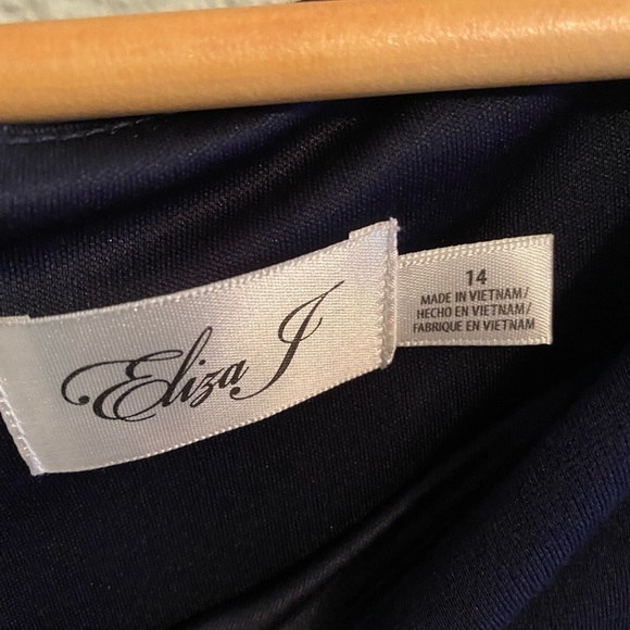 Eliza J Navy Dress with 3/4 Navy/White Stripe Bell Sleeves, Great condition - Picture 7 of 8